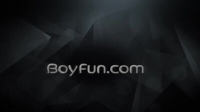 Snowballing - The Hottest Bareback Frat Guys Handjob!