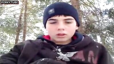 Gay Outdoor Hookup USA - 18yo Adventure!