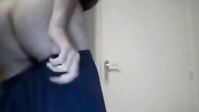 Bite Me: Amateur Glory Holes Exposed!