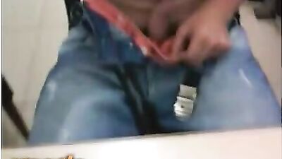 Web-Cam Amateur CloseUp: Exploring Gay Porns Raw Sensuality