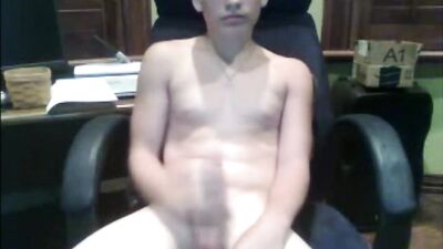 Homework Amateur Cum Shots Solo: The Ultimate Gay Porn Experience