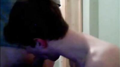 Cute Gay Couple Heats Up Webcam with Bareback Big Cocks!