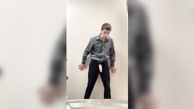 Office Orgy - Amateur Cum Swap!