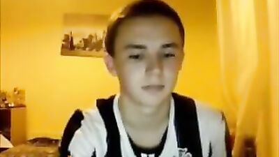Soccer Boy Cum Play! Web-Cam Solo Exposure