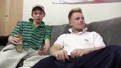 Gay Porn Bluelines: Action Bareback Oral Adventure!