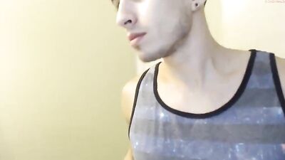 Young Amateurs Web-Cam Seduction!