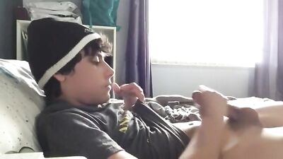 Self-Suction Hottie Cum Connoisseur!