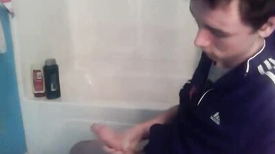 Young Teenage Solo Jockey: Big Cocks Amateur!