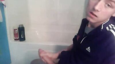 Young Teenage Solo Jockey: Big Cocks Amateur!