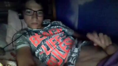 Big Cock Teen Handjob Revisited - Hung Amateur Boy Delight!