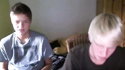 SMOOTH HORNEY BLOND: AMAZING GAY PORN SHOWCASE