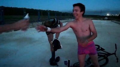 Stripping down in the city: Gay Boys on Bikes!