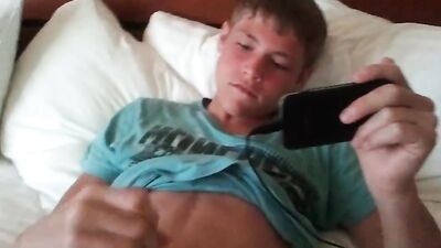Gay Porn Webcam - Mikeys Solo Cum Shots!