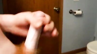 Toilet Breakdown: Hardcore Wanking Action