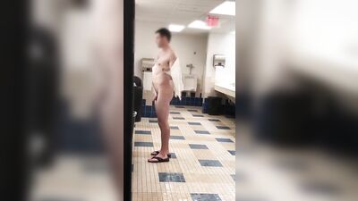 Dirty Rinsing: Straight Boys and Big Cocks!