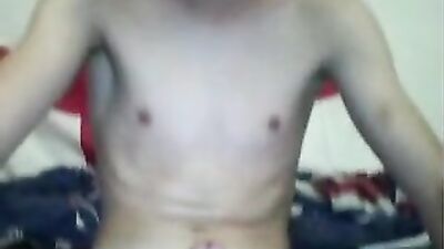 Blond Boy Webcam Solo Reveals All!