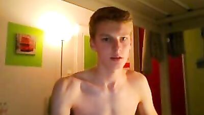 Exposing Blond Twinks Web-Cam Show - A Gay Porn Adventure