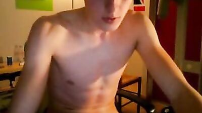 Exposing Blond Twinks Web-Cam Show - A Gay Porn Adventure