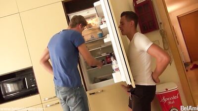 Twink Fever - Cute Barebacking with Jarrod and Jeroen