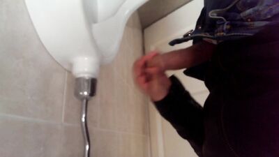 Jerking off in public Toilet - The Ultimate Gay Porn Experience