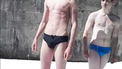 Gay Porn: Sexy Straight Boys in Speedos - A Voyeurs Fantasy!