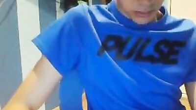 Ball Handling Heat Between Straight Boy Amateurs in Gay Porn Video!