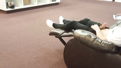 Hands-Free Horney Teen After School - Cum Shot Delight!