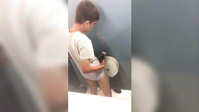 Glory Hole Heat: Amateur Boys Unleashed!