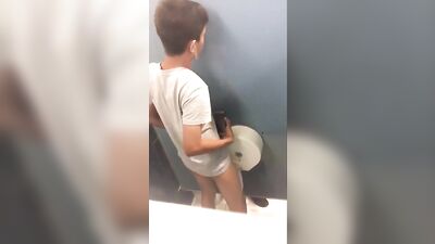 Glory Hole Heat: Amateur Boys Unleashed!