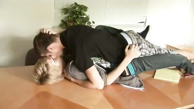 Gay Boys Home Office Fucking - Buero wird gefickt Hd Porn Video
