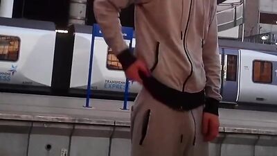 Gangbang with Young Amateur Straight Boys!