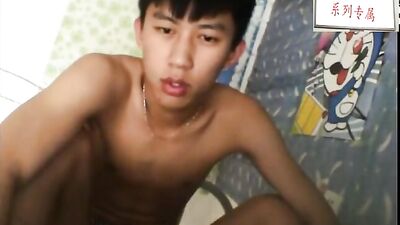 Asian Boy Delight: Cumming in the City!