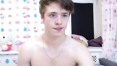 Garoto loiro chaturbate - Bareback Amateur Peladao!
