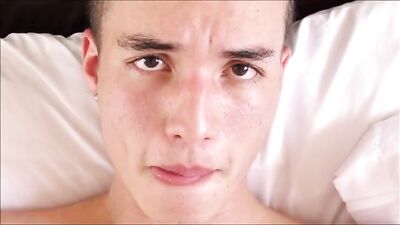 Gorgeous Twinks Solo Gay Porn Adventure!