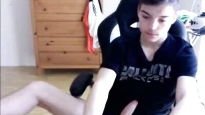 Cumming for Twinks! - Handjobs and Projectile Cums!