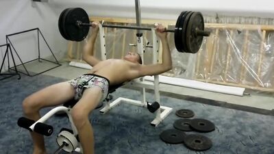 Gay Muscle Playground: Fool in the Gym