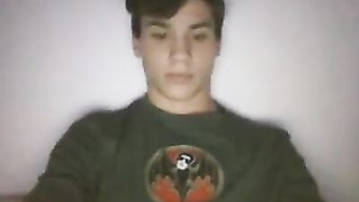 GayPornVideo: Cute Boy on Cam - Solo Straight Boys Web-Cam