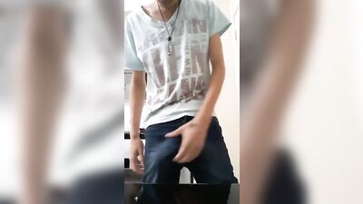 Young Big Cocks: The Ultimate Amateur Gay Porn Experience