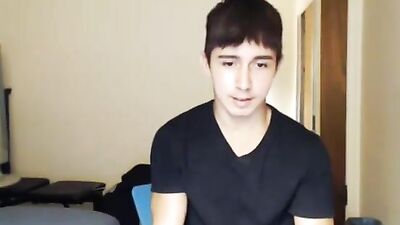 Antinous: The Ultimate Muscle Boy Web-Cam Experience!