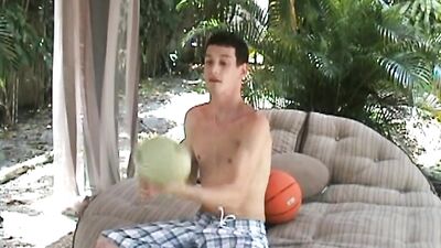 Gay Porn Star Josh Tucker: Behind the Scenes and Hardcore Action!