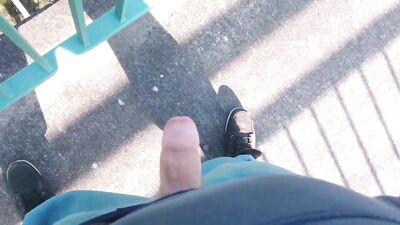 Jerking on the motorway bridge