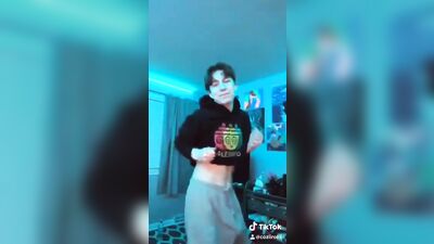 Sweet boy gives a dancing chow on tiktok