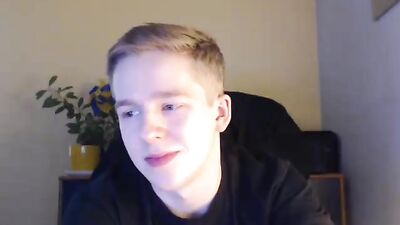 Cute twink jerks amateur video tube