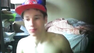 A103. Boy porn with cap on webcam