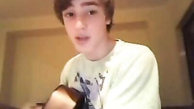 Teen Singer Play Guitar & Jacks Off, cums