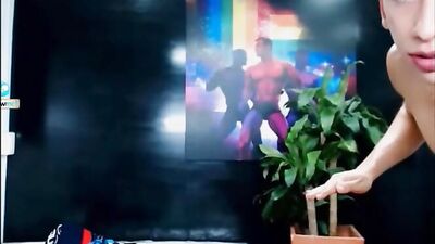 Colombian Web-Cam Amateurs: Peters 20th Birthday Celebration - BibCam No. 112