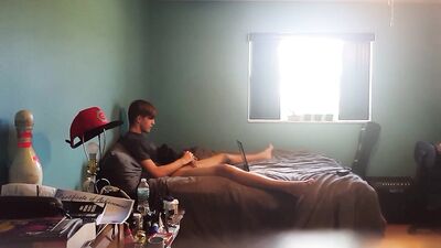 Caught Roomate Cumshots: Unleashing Amateur Wanking Desires