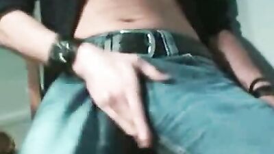 Jeans Web-Cam Seduction: A Gay Porn Video Explosion!