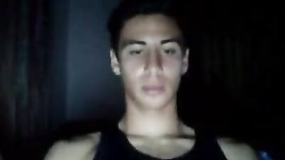 Big Bubble Ass: Fresh Fingering & Cumming on Cam