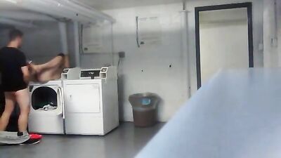 MUSCLE BOYS BAREBACKING: LAUNDRY DAY ORGIES!